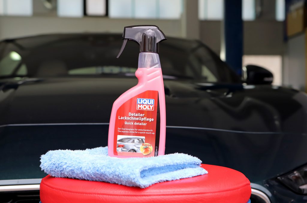 Producto de detailing para el cuidado rápido de la pintura Lavar, secar, conservar y pulir.